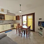 Apartment Medusa Vicino Alle Spiagge San Teodoro (Sardinia)
